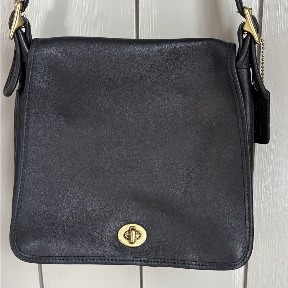 Coach Legacy Black Flap Shoulder Bag K1D- 9715 Rare Made in USA